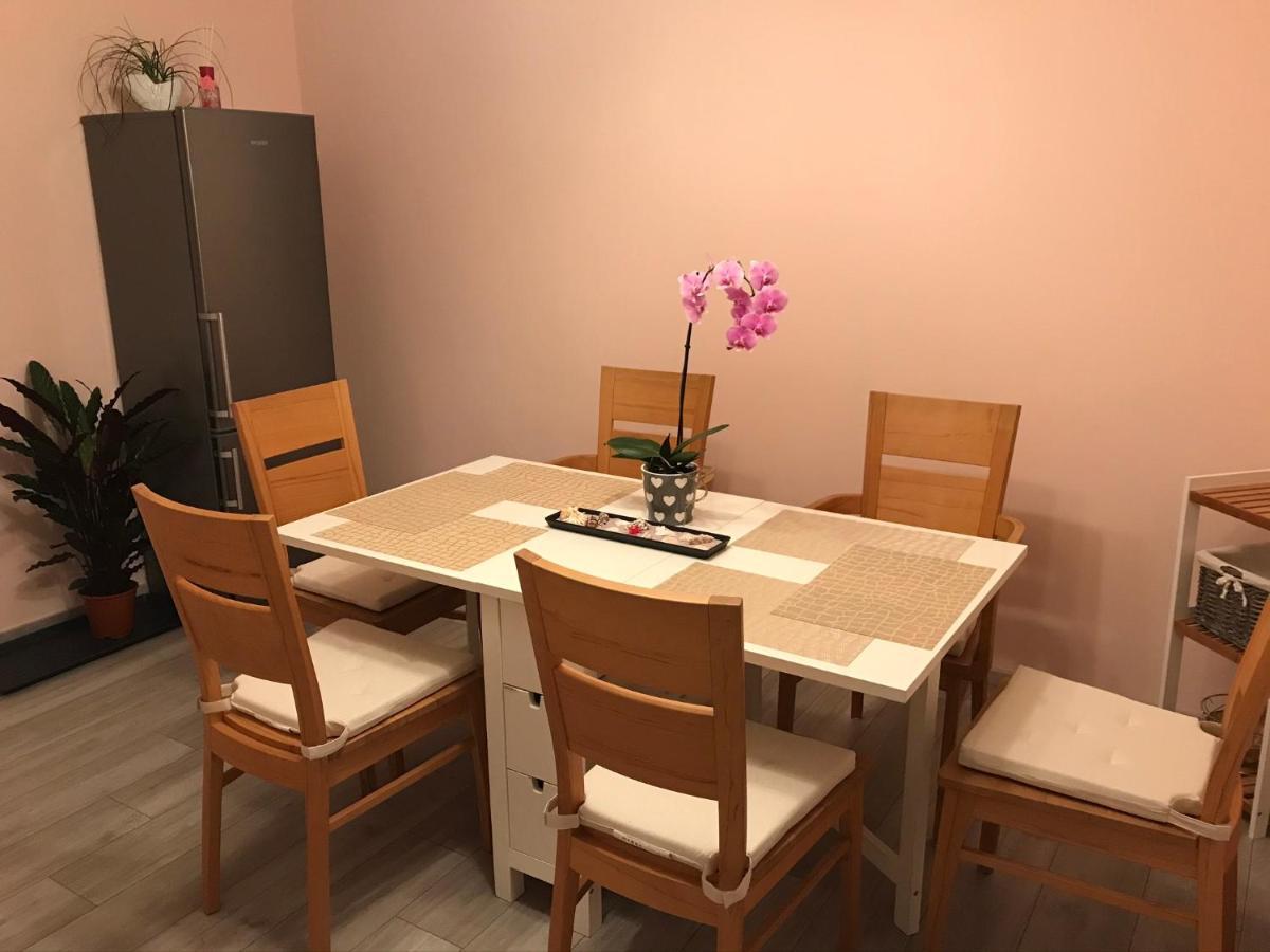 Gemutliche 3-Zimmer Wohnung Saal an der Donau Εξωτερικό φωτογραφία